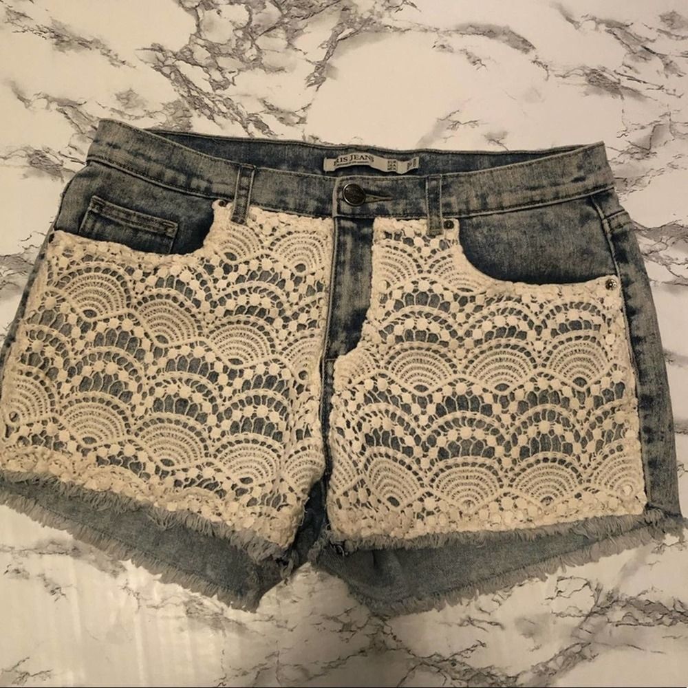 Iris Crochet Lace Jean Shorts Size Large